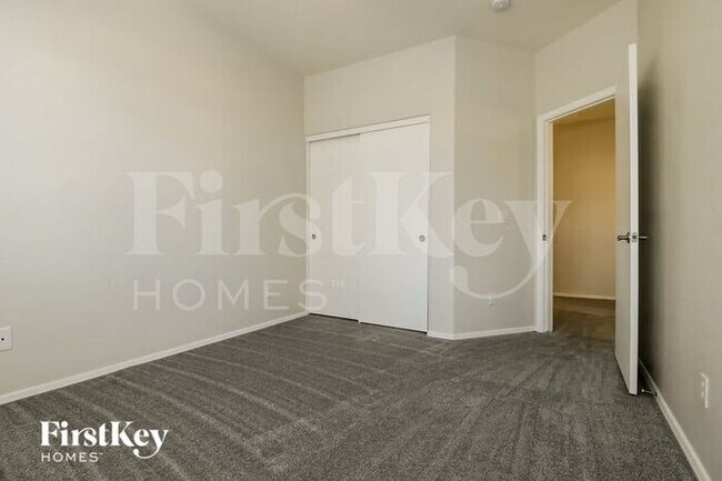 Building Photo - 13123 W Gelding Cir