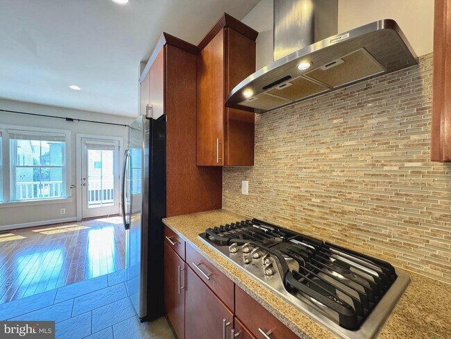 Building Photo - 20649 Duxbury Terrace