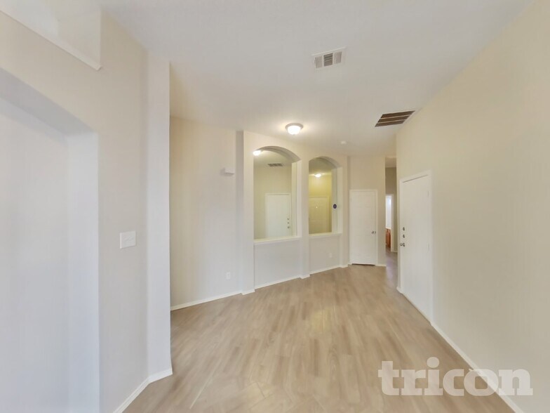 Building Photo - 11017 Deer Trail