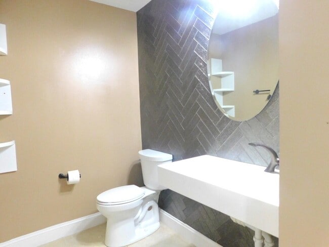 Building Photo - 2470 NW 99th Way
