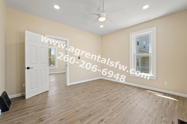 Building Photo - 1829 Broadway