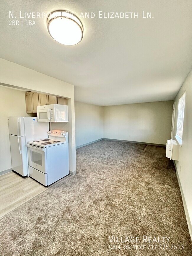 Building Photo - 75 N Liverpool St