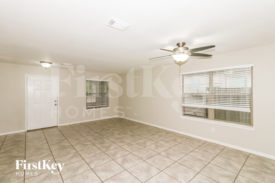Building Photo - 20539 Cypress Gully Dr