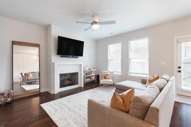 Building Photo - Modern Living in Heights at Grant Park – Prime Atlanta Location Near BeltLine & East Atlanta Village