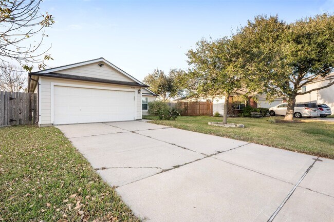 Building Photo - 4106 Falling Trace Ln