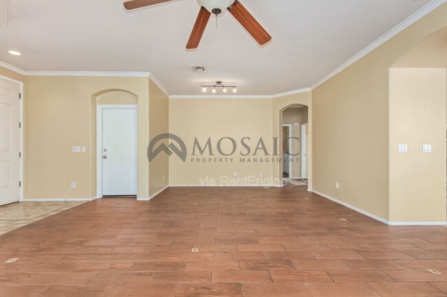 Building Photo - 3018 S 102nd Ln