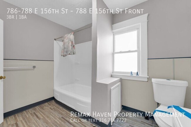 Building Photo - 786-788 E 156th St-788 E 156th St Front