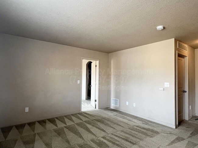 Building Photo - 4747 Lydia Grove