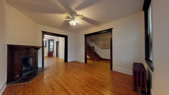 Building Photo - 728 Rock Creek Church Rd NW