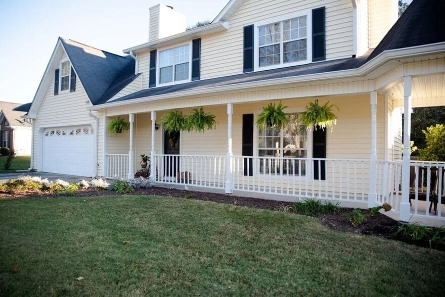Building Photo - 2070 Emerald Dr