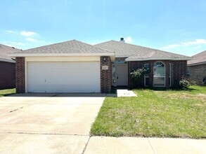 Building Photo - 3Bed/2Bath in Frenship ISD!