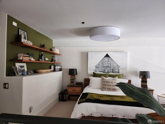 Building Photo - 74 Brady St