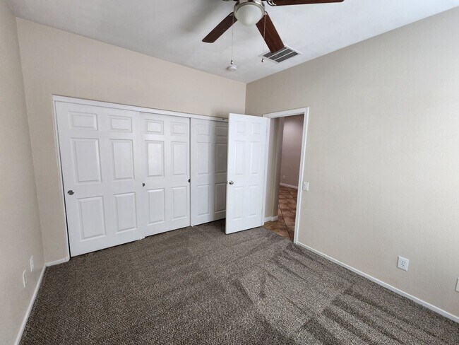 Building Photo - Spacious 3Bed/2Bath/2Car home nestled in the desirable Anthem Highlands Community