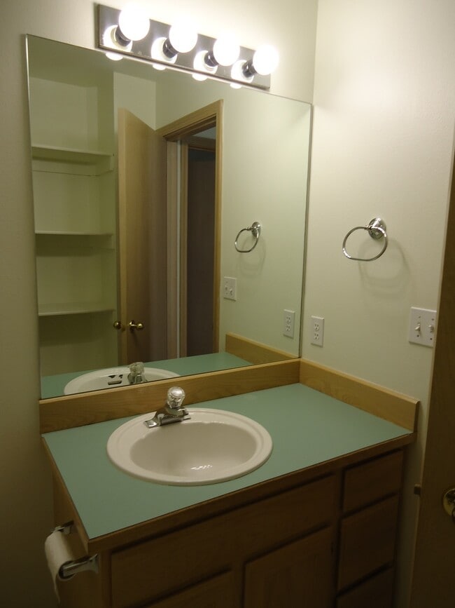 Building Photo - #877-CONDO IN HAYDEN