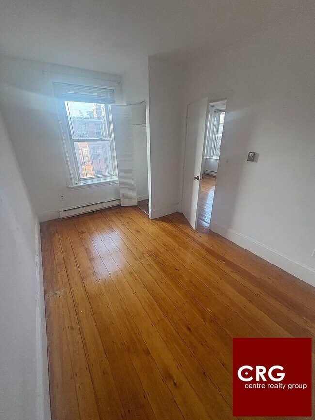 Building Photo - 301 Marlborough St