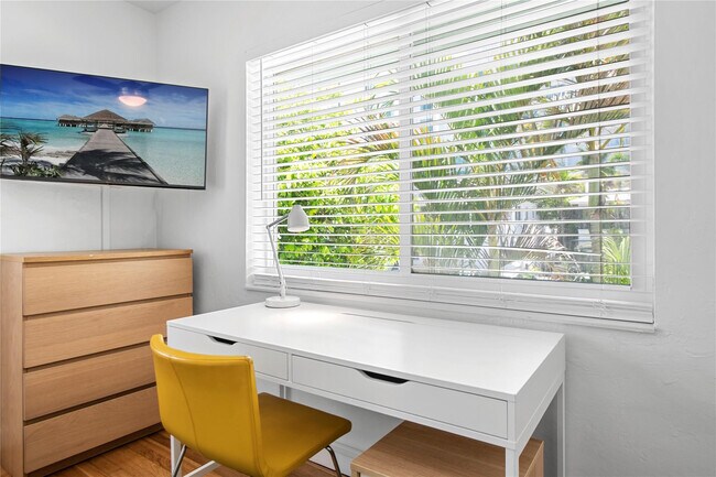 Building Photo - 3015 Seville St