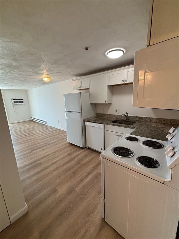 Building Photo - 270 Quarry St