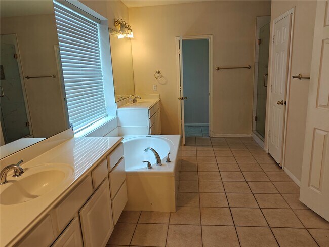 Building Photo - 15319 Truslow Point Ln