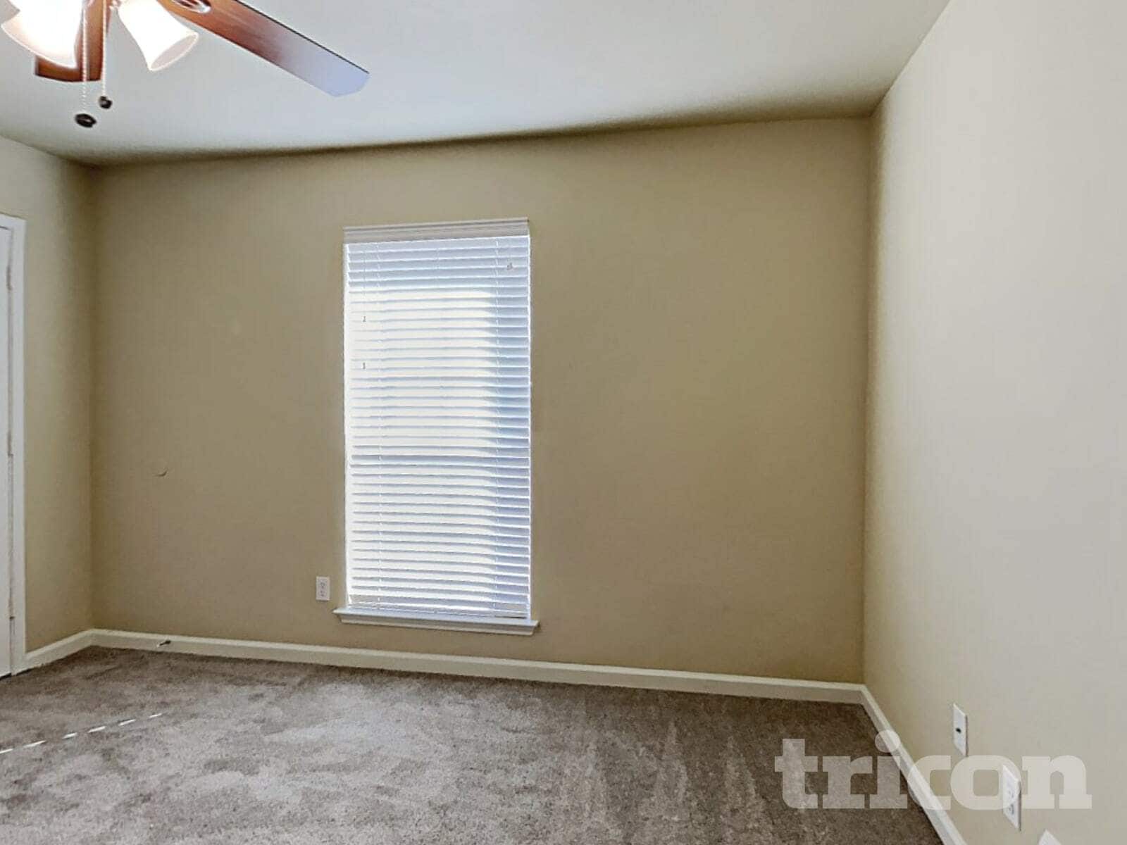 Building Photo - 1205 Rio Vista Dr