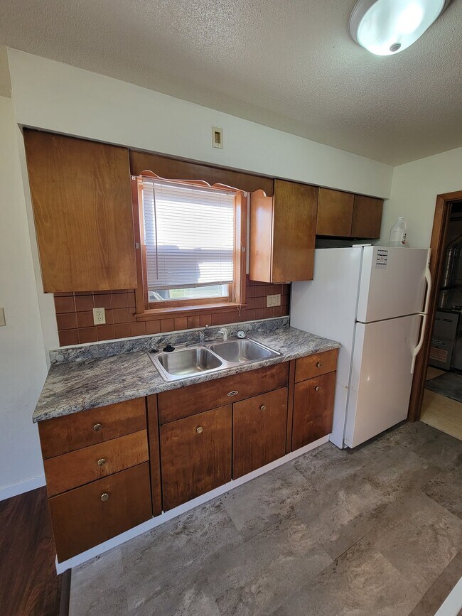 Building Photo - 2 Bedroom | 1 Bathroom Unit in Marion Avai...