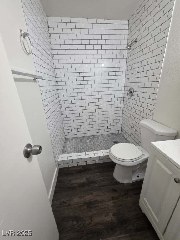 Building Photo - 1121 E Desert Inn Rd