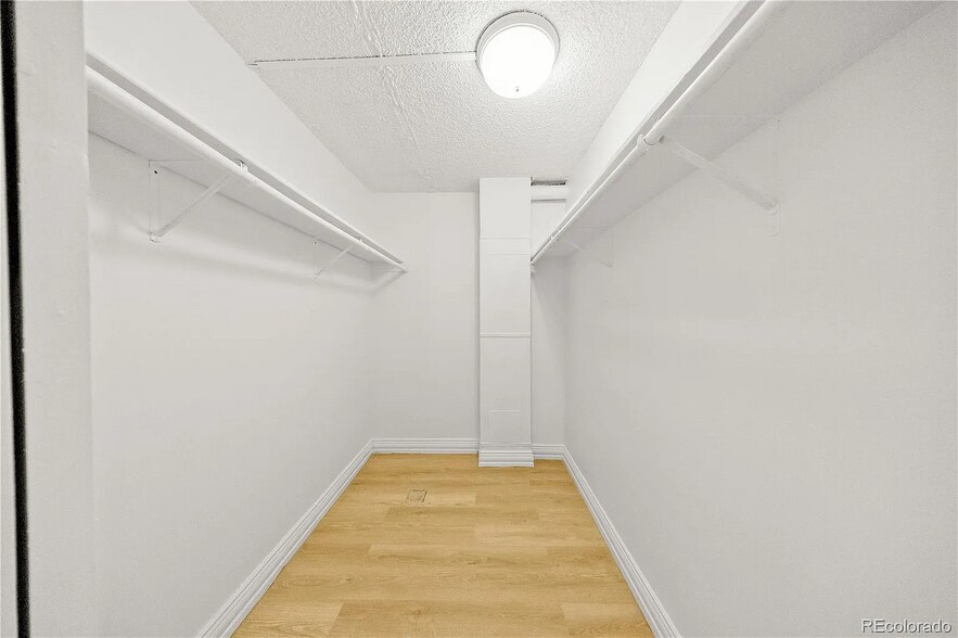 Building Photo - 2225 Buchtel Blvd