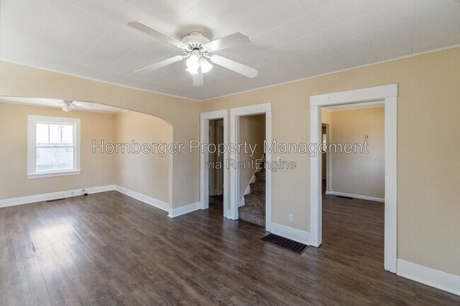Building Photo - 2627 N Martin St