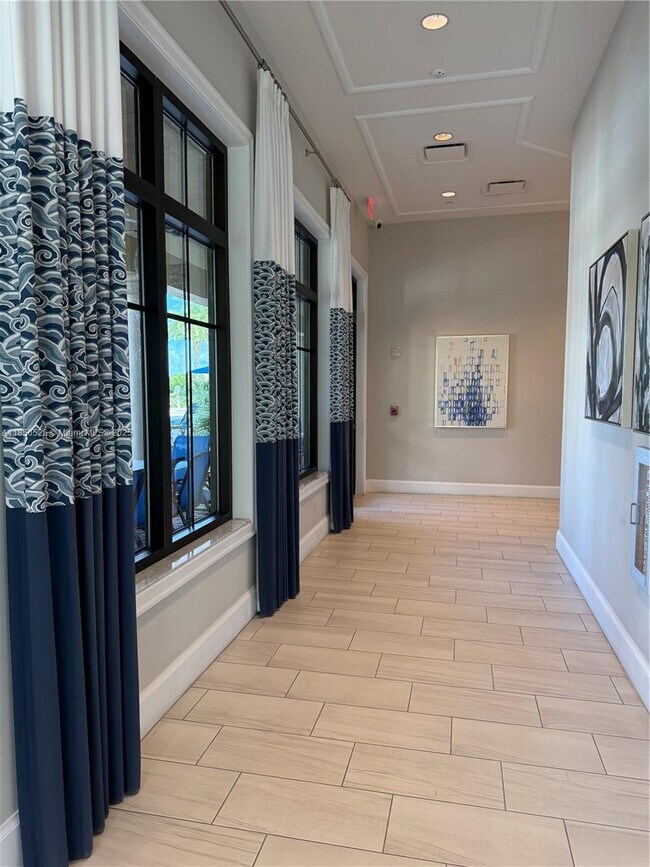 Building Photo - 12150 Bastille Cir S