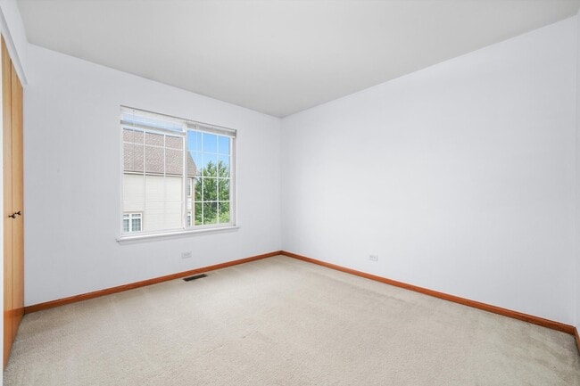 Building Photo - 303 Sype Dr