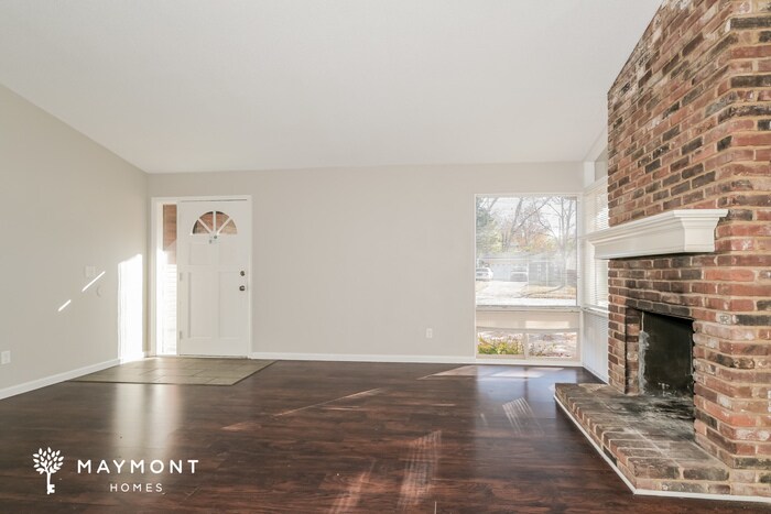 Building Photo - 3145 Kingsley Dr