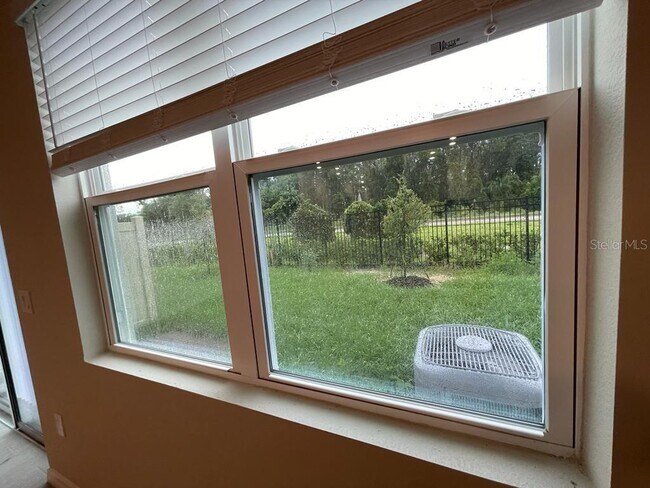 Building Photo - 418 Legacy Lp