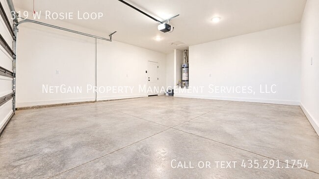 Building Photo - 319 W Rosie Lp