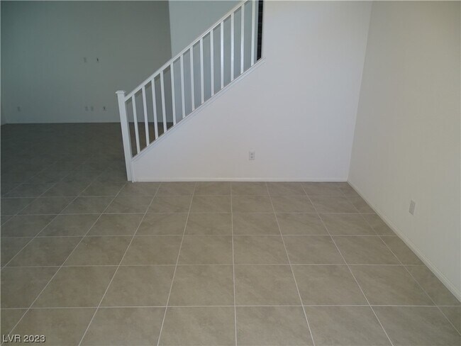 Building Photo - 10589 Sariah Skye Ave