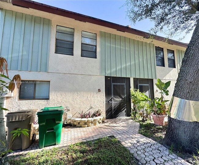Building Photo - 7901 Northwest 33rd Street