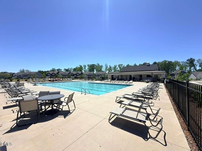 Building Photo - 218 Broomside Ave