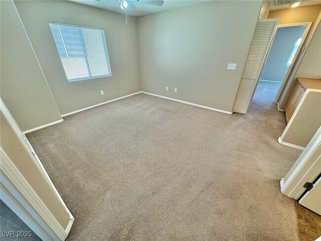 Building Photo - 10533 Kivas Ct