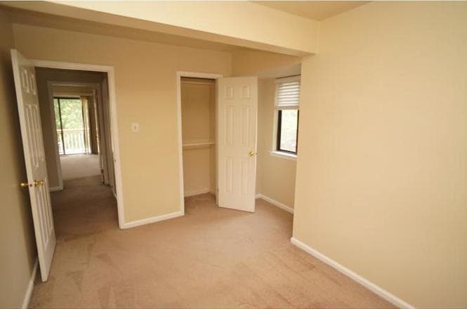 Building Photo - 53 Flintlock Ln