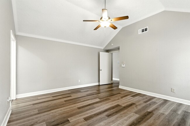 Building Photo - 5438 Garden Village Dr