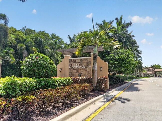 Building Photo - 625 SW 146th Terrace