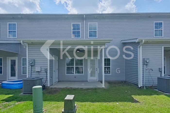 Building Photo - 3709 Oak Leaf Wy