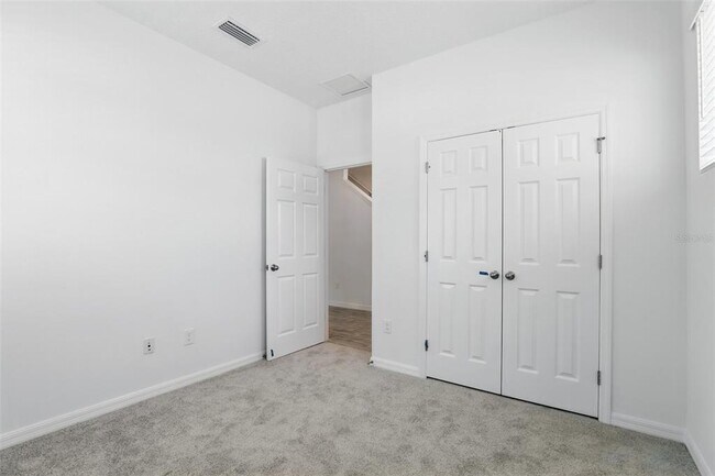 Building Photo - 1432 silver lining way