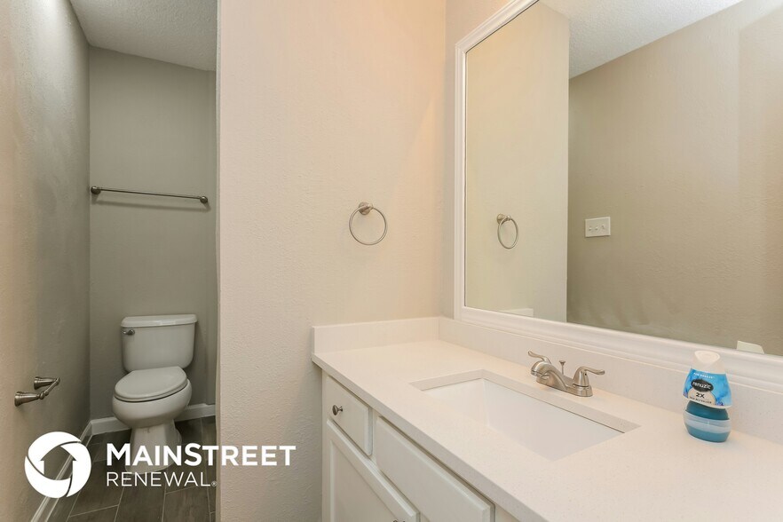 Building Photo - 316 Kalmia Dr