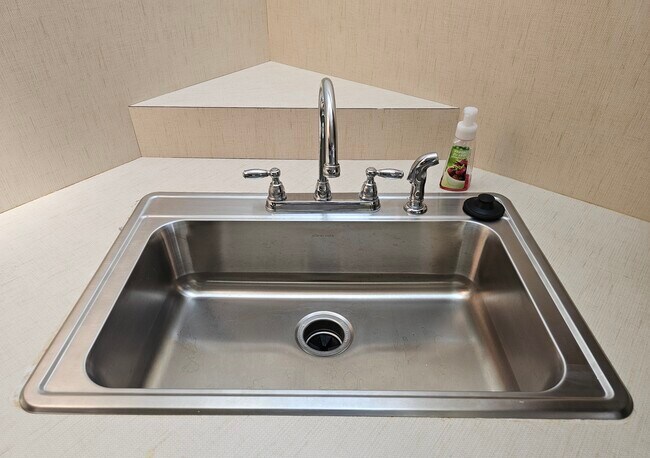 Building Photo - 11071 SE 242nd Ave