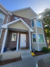 Building Photo - 2046 California Ave