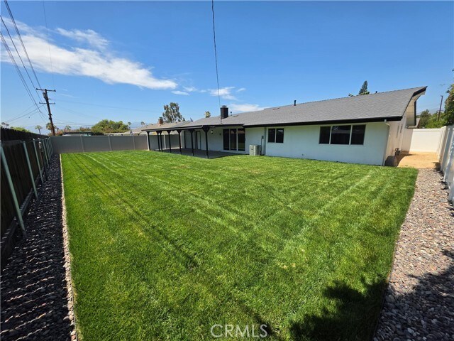 Building Photo - 920 Coronado Dr