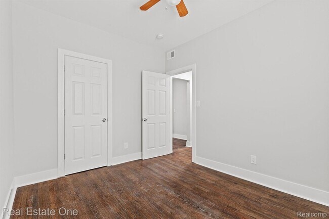 Building Photo - 2282 Belvidere St