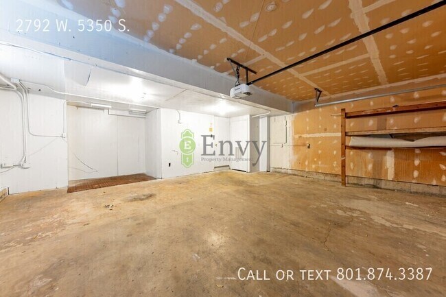 Building Photo - 2792 W 5350 S