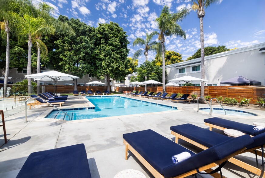 Resort Style Pool | Apartments in Huntington Beach, CA | The Breakwater Apartments - The Breakwater