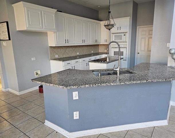 Building Photo - 760 Bradford St