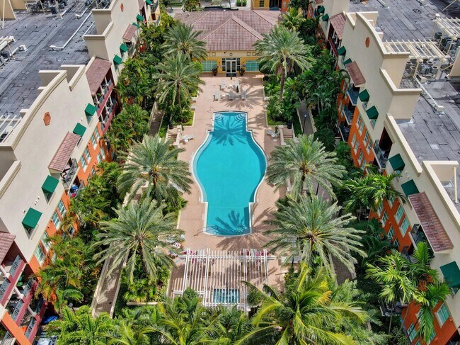 Building Photo - 600 S Dixie Hwy